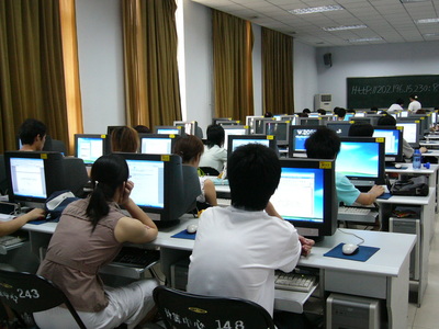 煉實踐技能，育綜合素養 軟件學院05級學生第二學期實訓周全面啟動